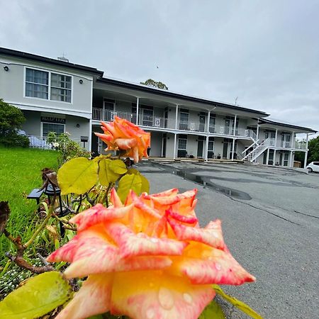 Colonial Lodge Motor Inn Yass Εξωτερικό φωτογραφία