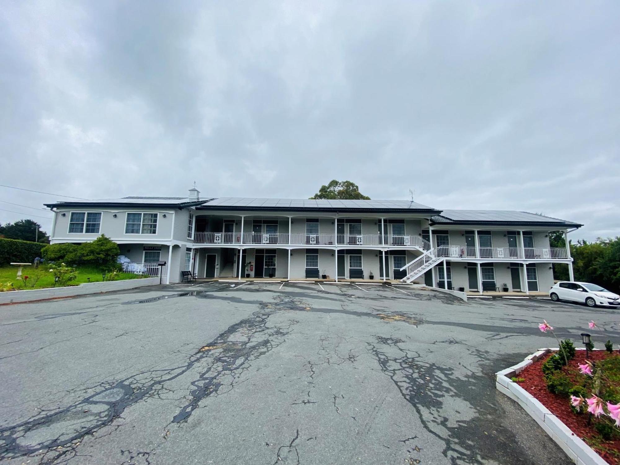 Colonial Lodge Motor Inn Yass Εξωτερικό φωτογραφία