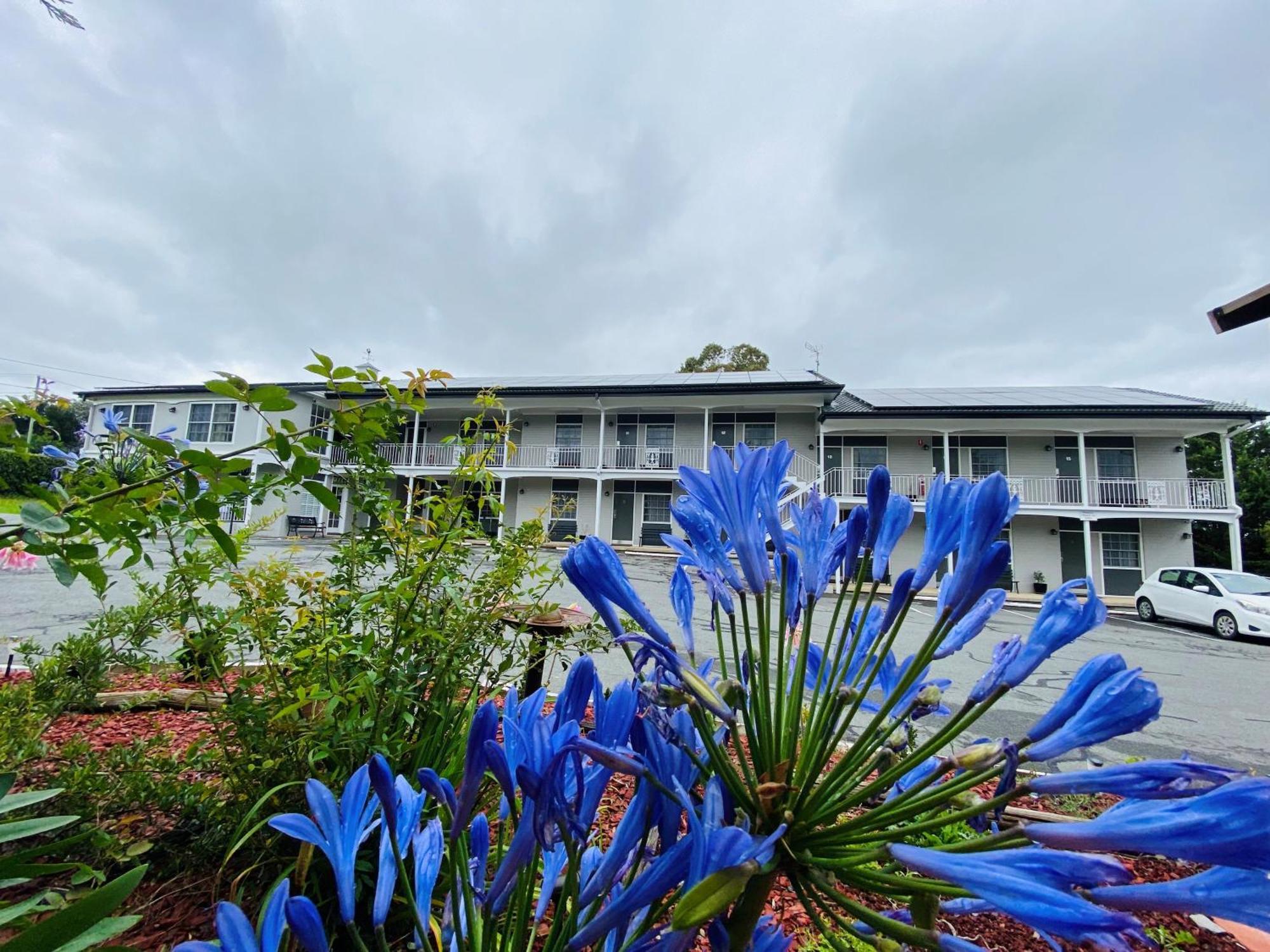 Colonial Lodge Motor Inn Yass Εξωτερικό φωτογραφία
