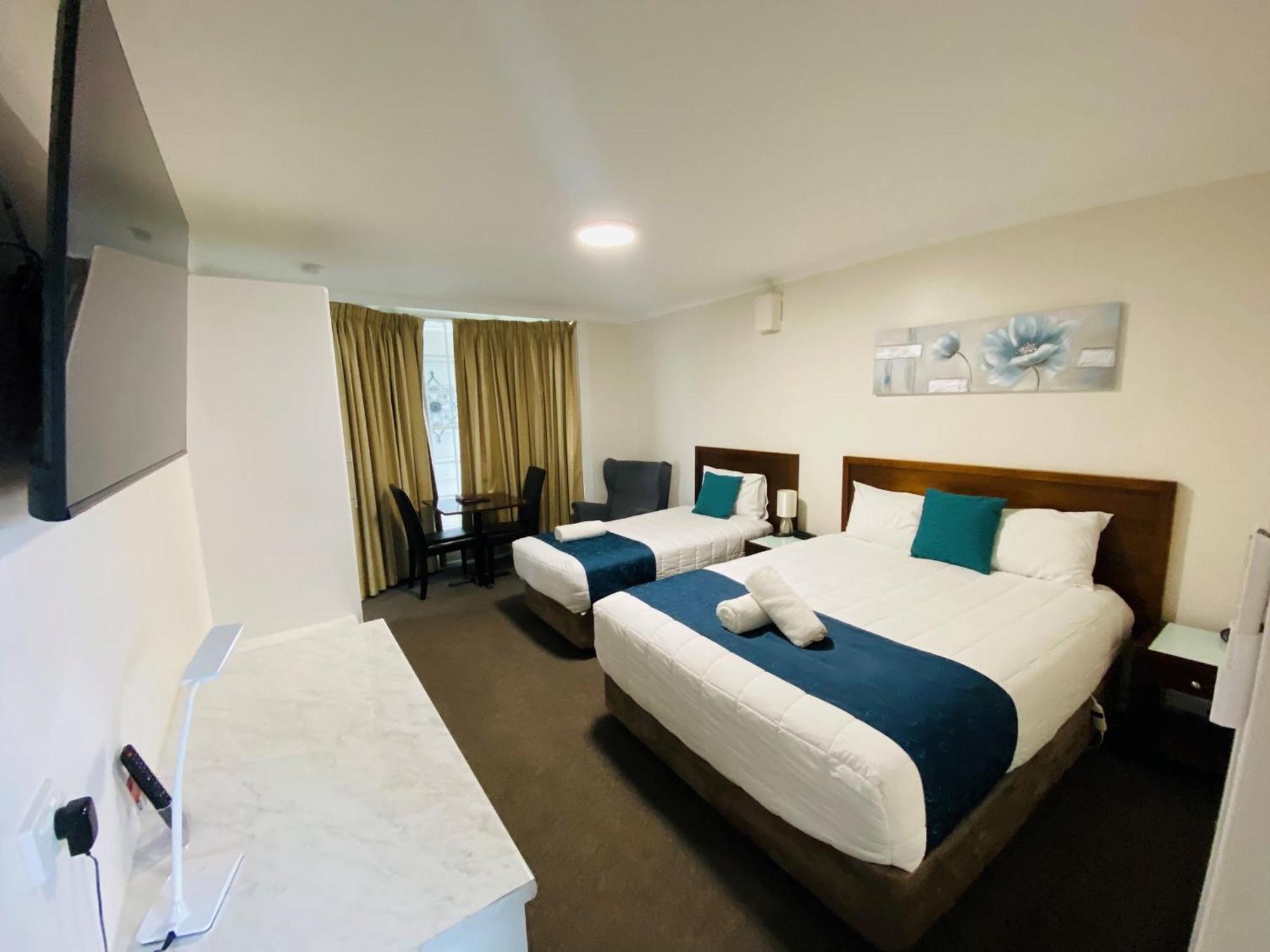 Colonial Lodge Motor Inn Yass Εξωτερικό φωτογραφία