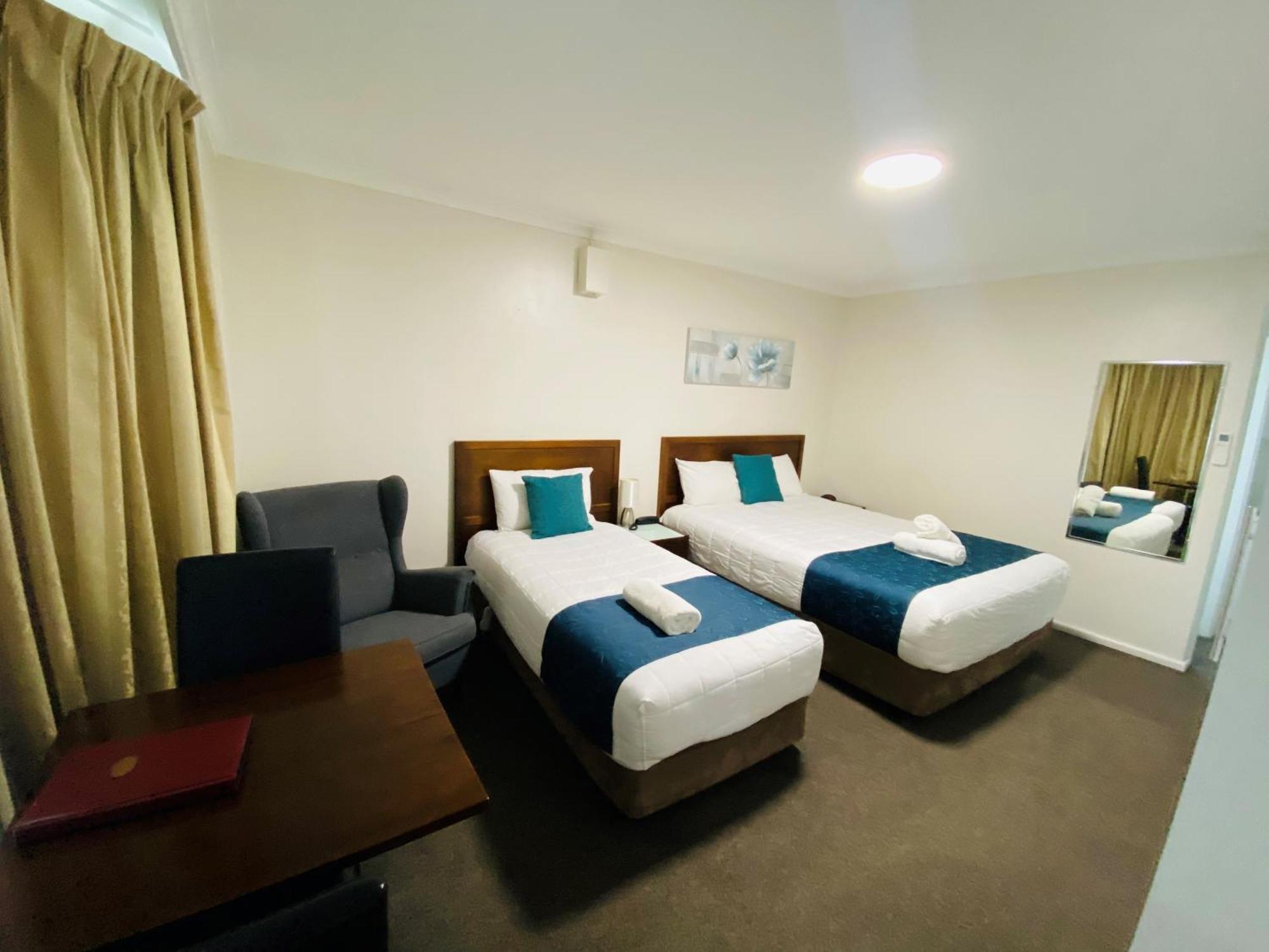 Colonial Lodge Motor Inn Yass Εξωτερικό φωτογραφία