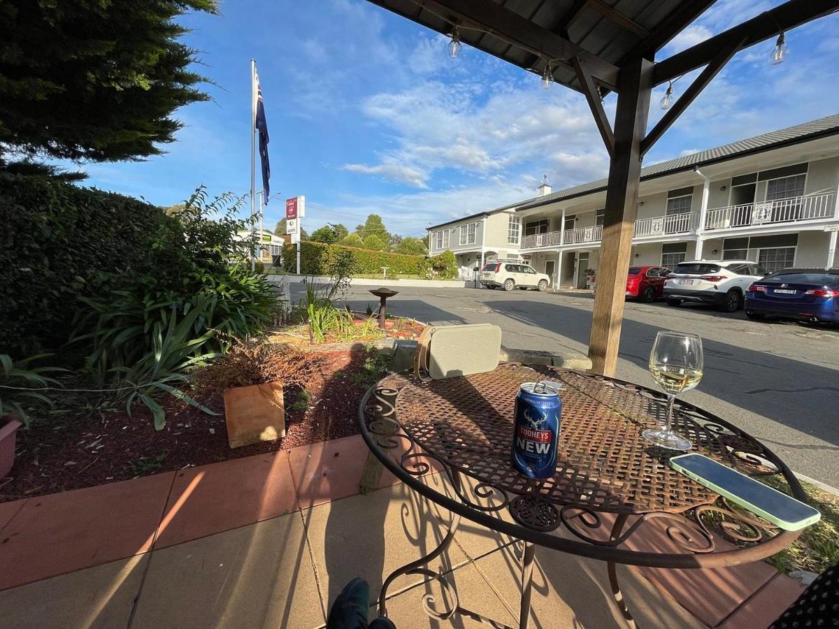 Colonial Lodge Motor Inn Yass Εξωτερικό φωτογραφία