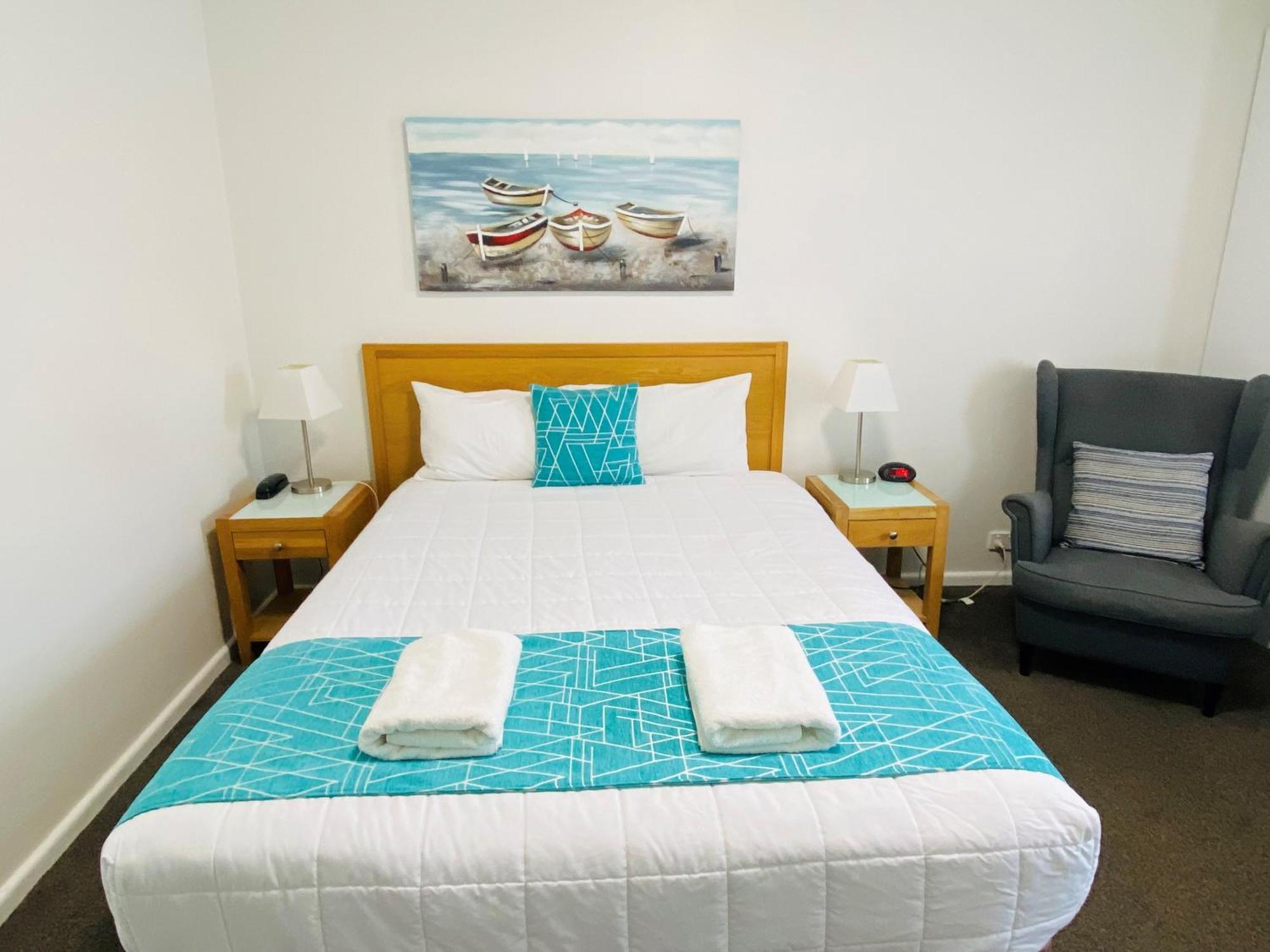 Colonial Lodge Motor Inn Yass Εξωτερικό φωτογραφία