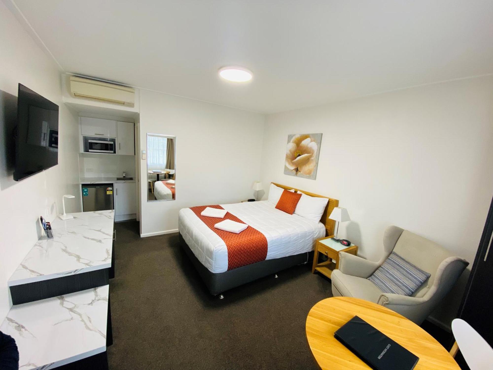 Colonial Lodge Motor Inn Yass Εξωτερικό φωτογραφία